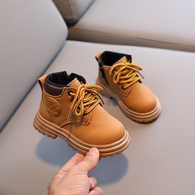 أحذية قصيرة للأطفال مضادة للان - مراجعة Leather Work For Kids وسعره