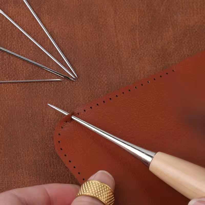 13 قطعة مجموعة الخياطة الجلدية - مراجعة Leatherwork Awl وسعره